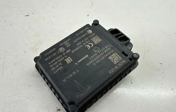Tesla Model 3 Distronic sensor radar 110864700D