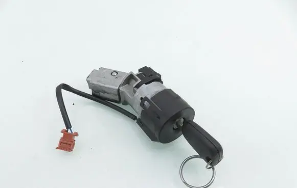 Peugeot 308 Ignition lock 9663123280