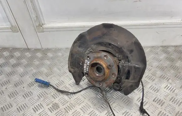 Mini Cooper Countryman R60 Front wheel hub