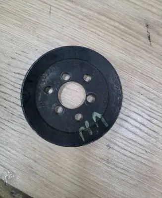 Volkswagen Polo III 6N 6N2 6NF Power steering pump pulley 037145255