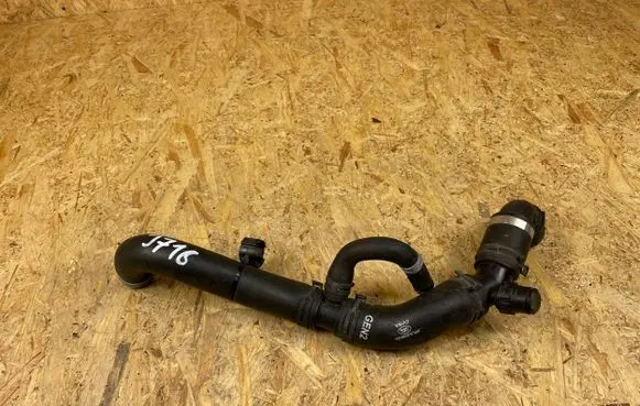Land Rover Range Rover Sport L494 Engine coolant pipe/hose HPLA8286DA