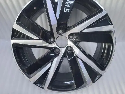 Volvo XC40 R18 alloy rim 