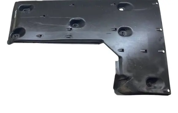 Lexus IS 220D-250-350 Engine splash shield/under tray 5816653020