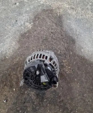 Volkswagen Golf IV Generator/alternator