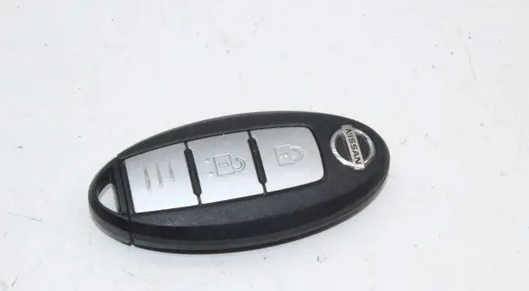 Nissan Qashqai Ignition key/card 