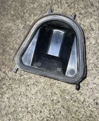 BMW 7 E38 Headlight/headlamp dust cover 1305219073