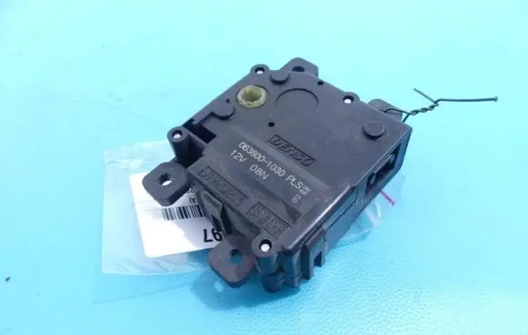 Toyota Land Cruiser (J200) A/C air flow flap actuator/motor 063800-1030 IMPRK1101997