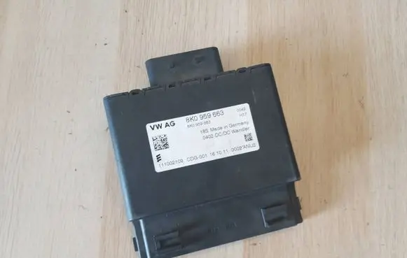 Volkswagen PASSAT B6 Other control units/modules 8K0959663