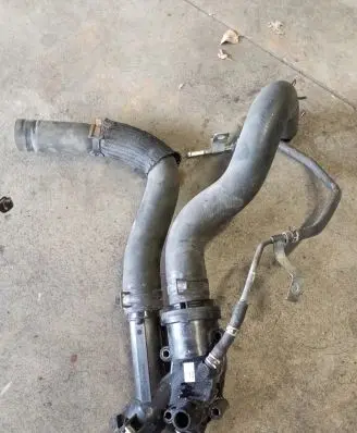 Thermostat/thermostat housing