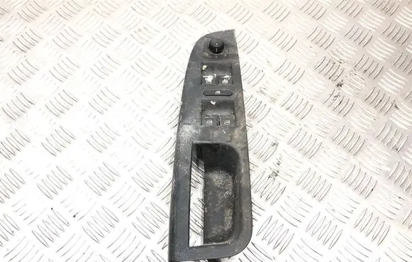 Volkswagen Golf V Electric window control switch 1K0959565F 1K4868050B