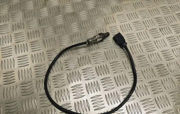 Audi A4 S4 B9 Lambda probe sensor 8W0906265