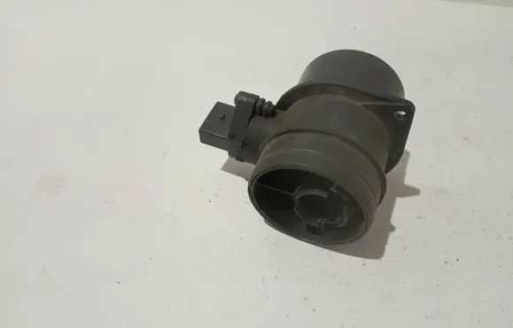 Audi A4 S4 B6 8E 8H Mass air flow meter 074906461B 0281002461