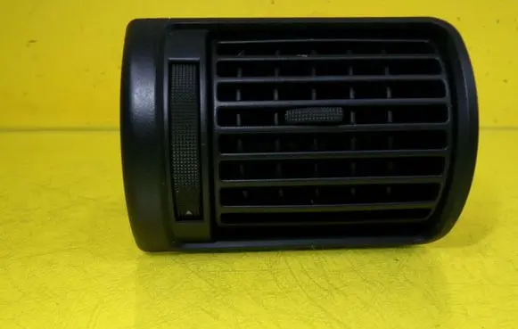 Audi A4 S4 B5 8D Dashboard side air vent grill/cover trim 8D1820901A