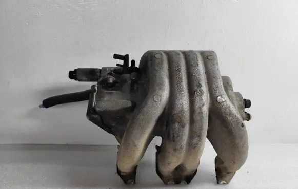 Renault Laguna I Intake manifold SV10100120