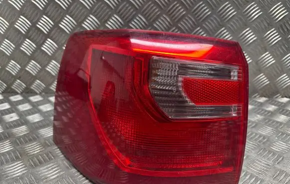Seat Alhambra (Mk2) Rear/tail lights 90007826 7N5945095H 04445500KA
