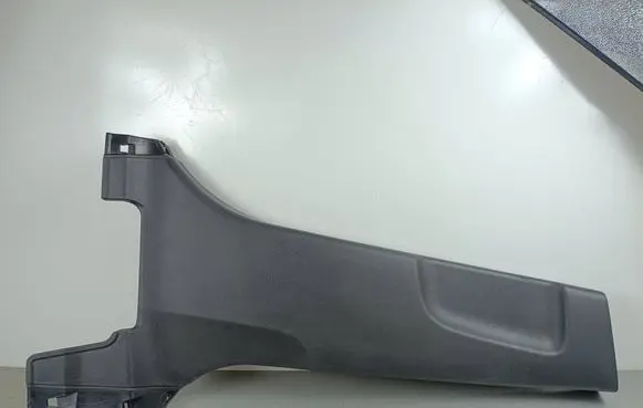 Subaru Outback (BT) (B) pillar trim (bottom)