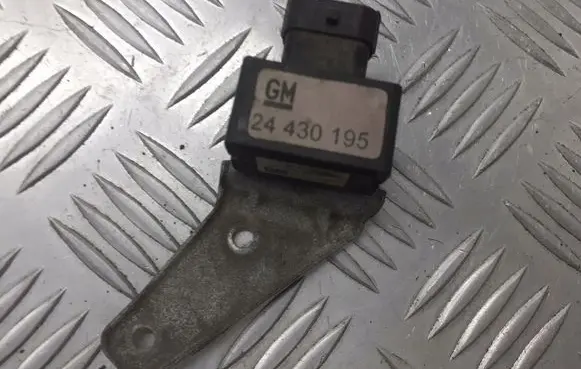 Opel Vectra C ABS wheel speed sensor 24430195
