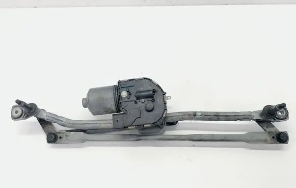 Front wiper linkage and motor