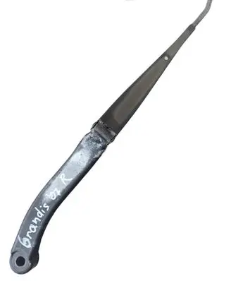 Mitsubishi Grandis Front wiper blade arm 8250A270