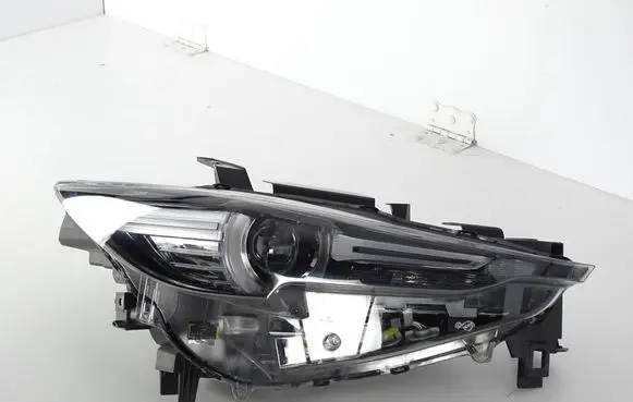 Mazda CX-5 II Headlight/headlamp KB8P-51030