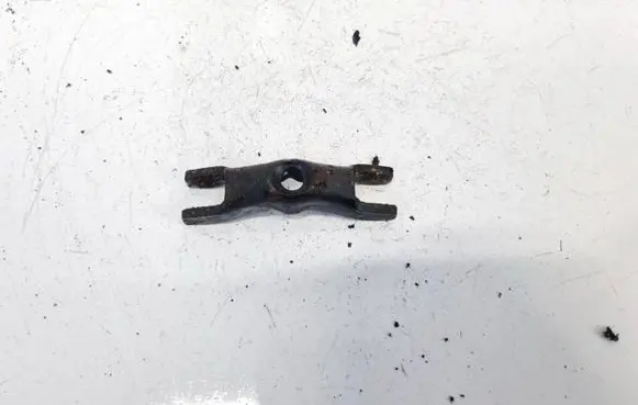 Fiat Doblo Fuel Injector clamp holder 