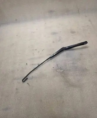 Audi A8 S8 D2 4D Front wiper blade arm 