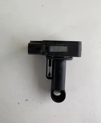 Mitsubishi L200 Mass air flow meter MN547077