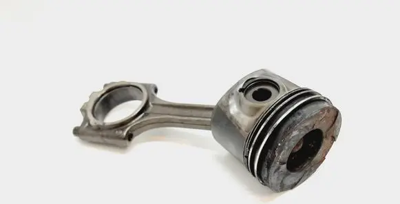 Volvo V70 Piston with connecting rod