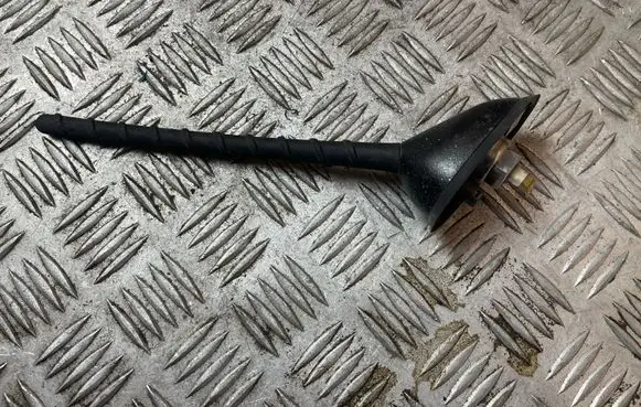 Hyundai i30 Radio antenna 96200G4100 N1912050411
