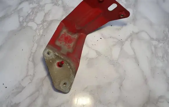 Seat Altea Fender mounting bracket 5P0821136