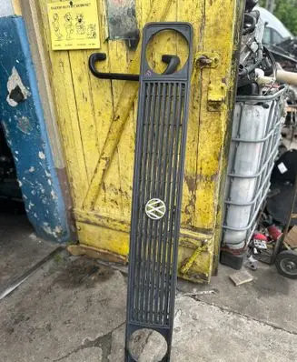 Volkswagen Transporter - Caravelle T3 Front grill 312