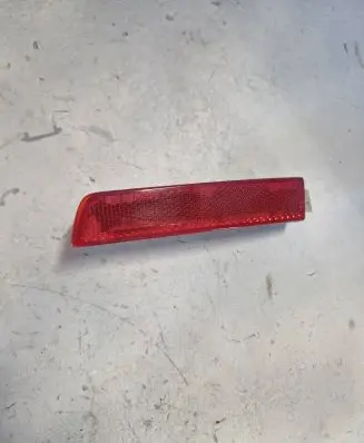 Nissan Murano Z51 Rear tail light reflector 25052461