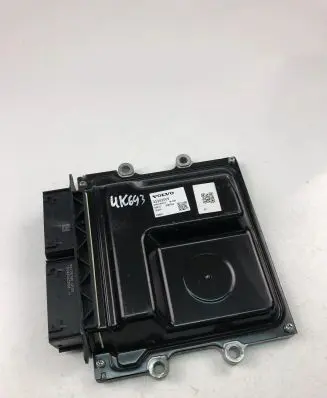 Volvo XC40 Engine control unit/module ECU 32242005