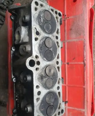 Volkswagen Golf II Engine head 068103373M
