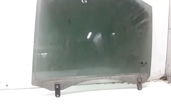 KIA Sorento Rear door window glass