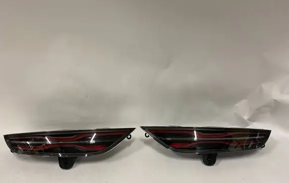 Alpine A110 Rear/tail lights set 6020015052 6020015053 6020015052E