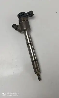 Hyundai Tucson TL Fuel injector 338002A610 0445110589