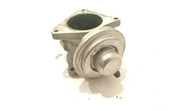 Skoda Octavia Mk2 (1Z) EGR valve 749603D 057310004