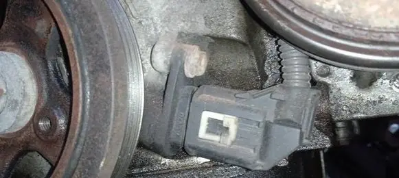 Toyota Yaris Crankshaft position sensor