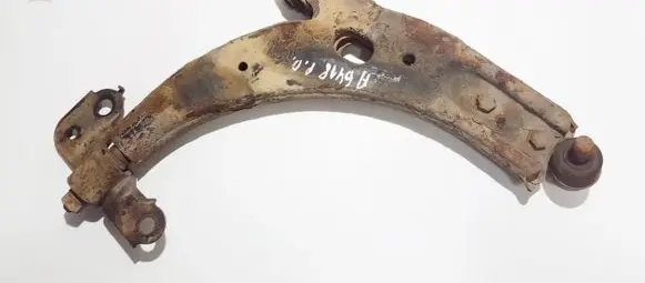 KIA Carens I Front lower control arm/wishbone