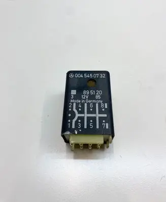Mercedes-Benz SLC C107 Other relay A0045450732 0045450732