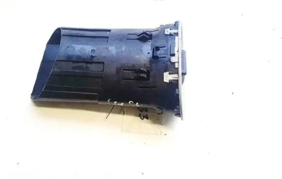 Ford Focus Dash center air vent grill 4m51a014l21ad 4m51-a014l21-ad