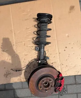 Ford Focus Front shock absorber with coil spring JX6118045EDF