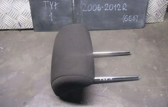 KIA Ceed Rear seat headrest 