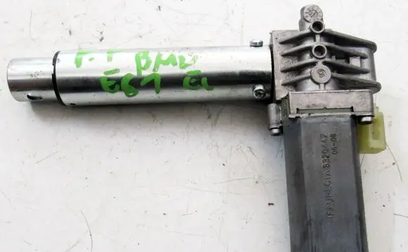 BMW 5 E60 E61 Seat adjustment motor 8320447 0606