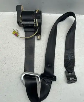 Volkswagen Golf IV Front seatbelt 1J4857705AA 65505