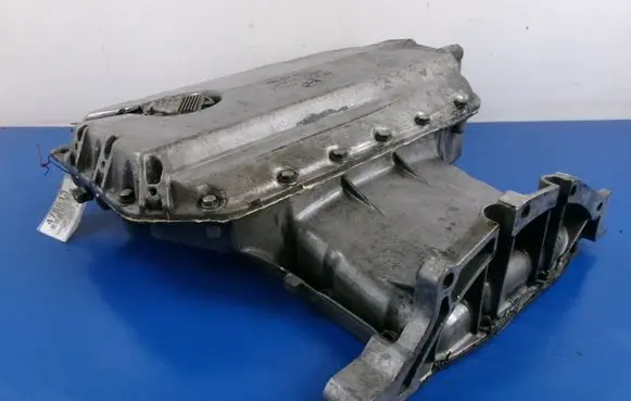 Volkswagen PASSAT B5.5 Oil sump 059103604F