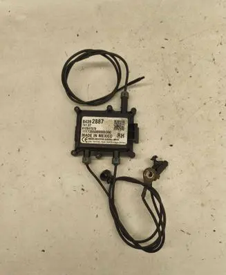 Chevrolet Corvette C7 Aerial antenna amplifier 84392887 812047579