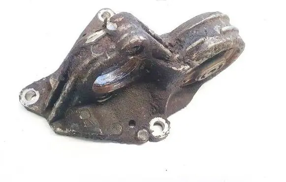 Peugeot 307 Engine mount bracket 96462509