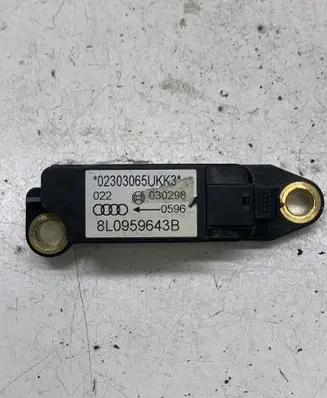 Audi A3 S3 8L Airbag deployment crash/impact sensor 8L0959643B